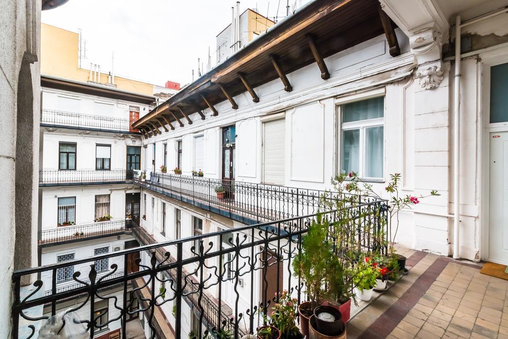 Appartamento Bpr Opera Lux Treasure Budapest Esterno foto